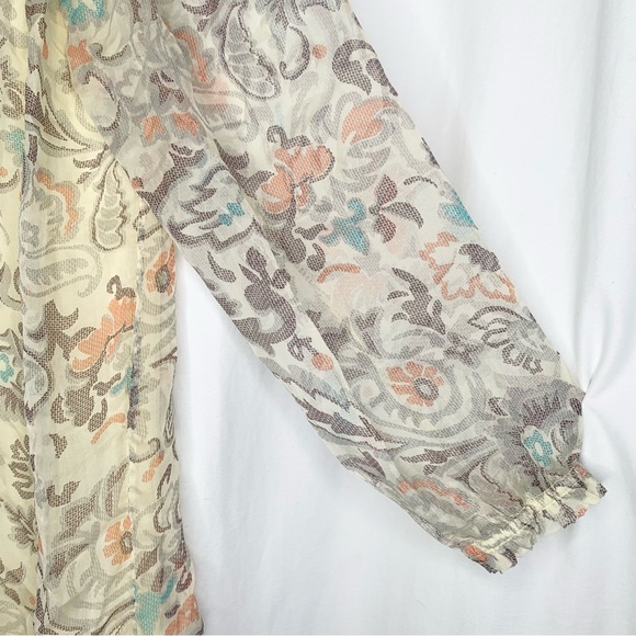 LOLA Made in Italy Pale Yellow Floral Lined 100% Silk Blouse Size Medium - Picture 5 of 7